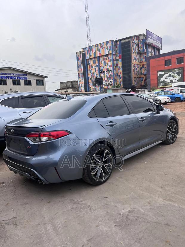 Toyota Corolla SE 2020 Gray