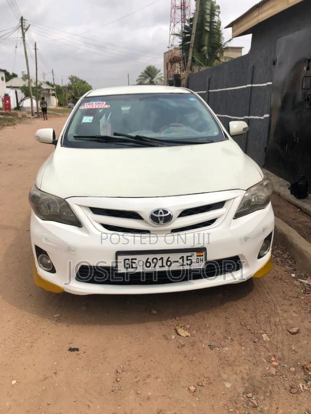 Toyota Corolla LE 4dr Sedan (1.8L 4cyl 4A) 2013 White