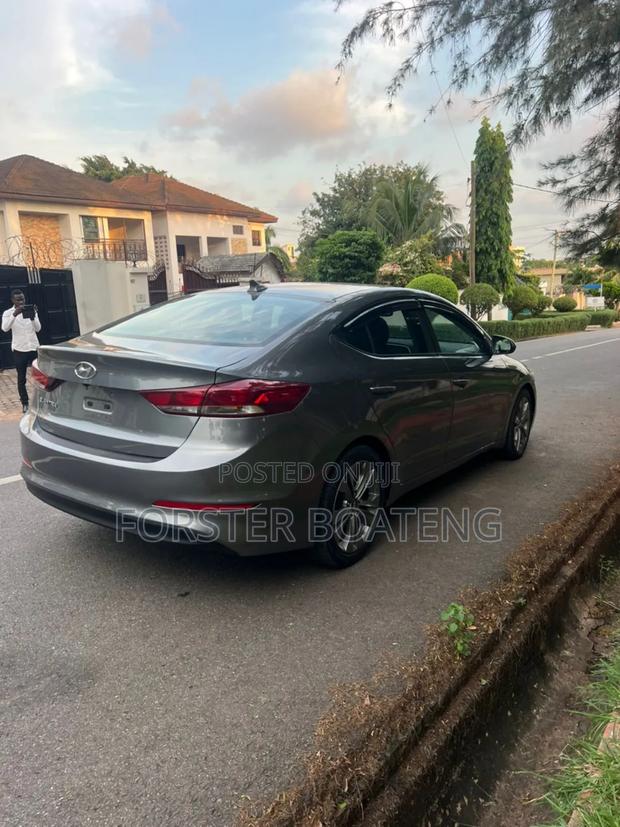 Hyundai Elantra SE 2018 Black
