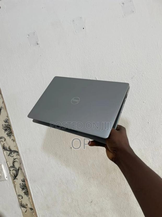 Laptop Dell Latitude 5310 8GB Intel Core I5 SSD 256GB photo 3