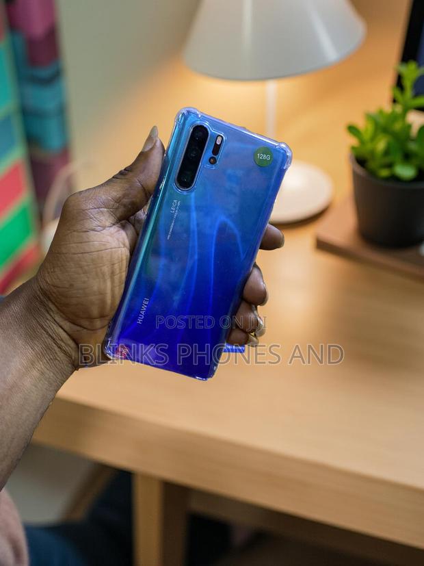 Huawei P30 Pro 128 GB Blue · Photo 4