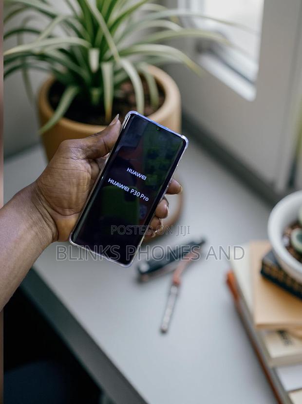 Huawei P30 Pro 128 GB Blue · Photo 3