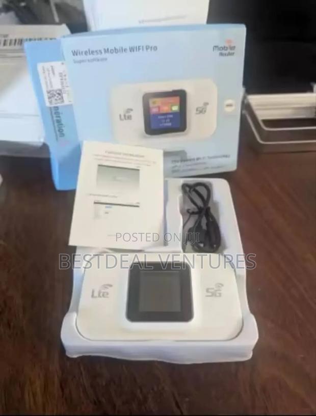 Universal 5g Lte Mifi With Display Screen photo 2