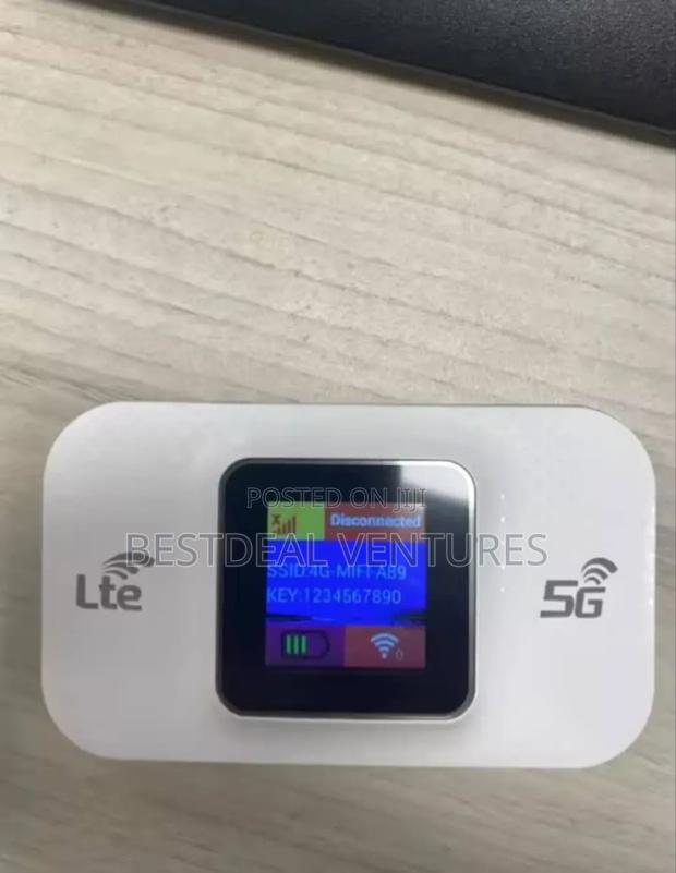 Universal 5g Lte Mifi With Display Screen photo 3