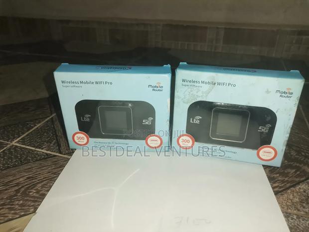 Universal 5g Lte Mifi With Display Screen photo 5