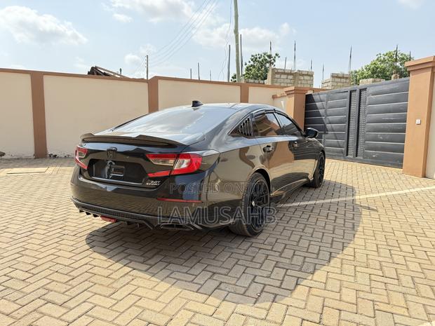 Honda Accord Sport 2.0T 2022 Black