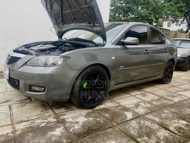 Mazda 3 2.0i Sport 2007 Gray