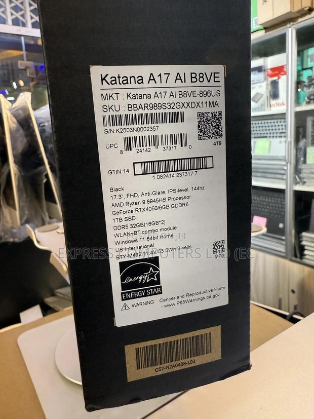 New Laptop MSI Katana 17 32GB AMD Ryzen 9 SSHD (Hybrid) 1T photo 2