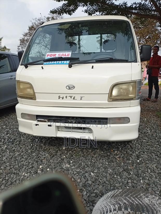 Daihatsu Hijet 1999 White