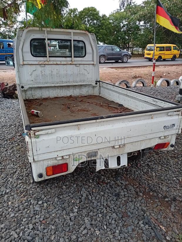 Daihatsu Hijet 1999 White photo 6