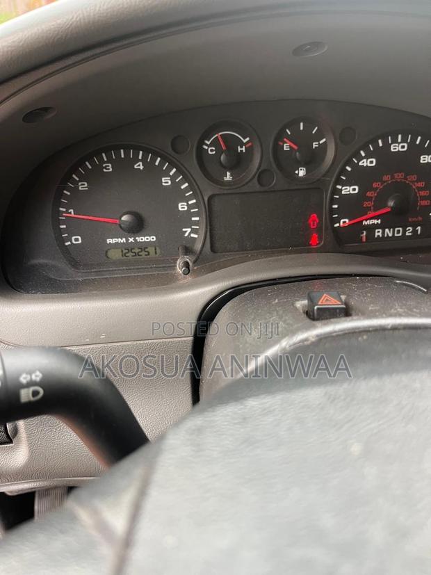 Ford Ranger Wildtrak 2012 Silver photo 6