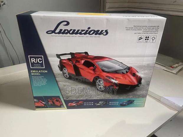 Gravity Induction Remote Control Car Toy photo 2