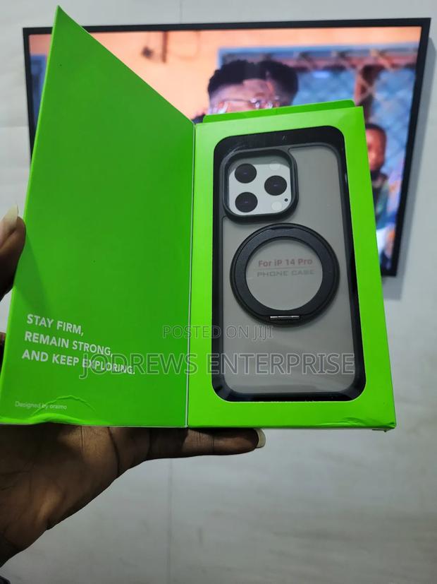 Oraimo Magnetic Phone Case With Holder for iPhone photo 2