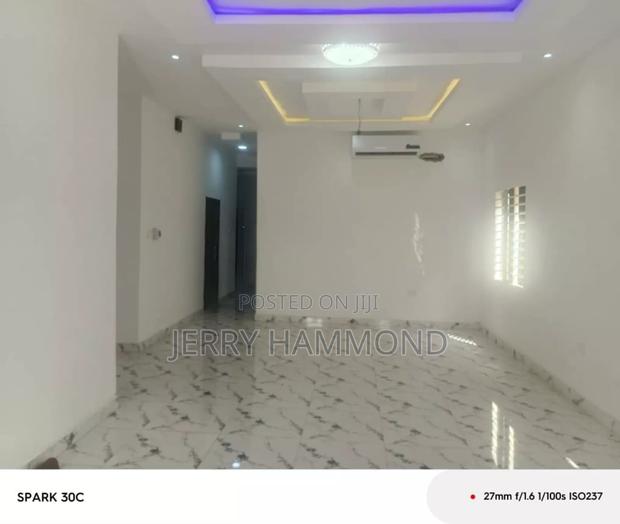 3bdrm House in Okpoi Gonnor, New Town for sale · Photo 3