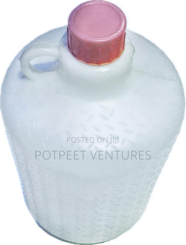 Quality Alcoholic Fresh Akpeteshie in Bottle Drinks,Gallon and Drum · Photo 4
