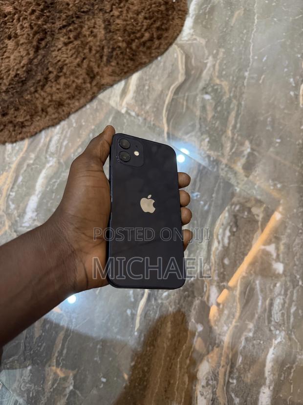 Apple iPhone 12 128 GB Black photo 4
