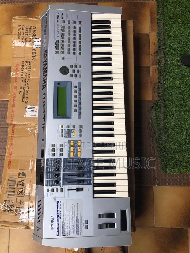 Yamaha Motif Es6 photo 2