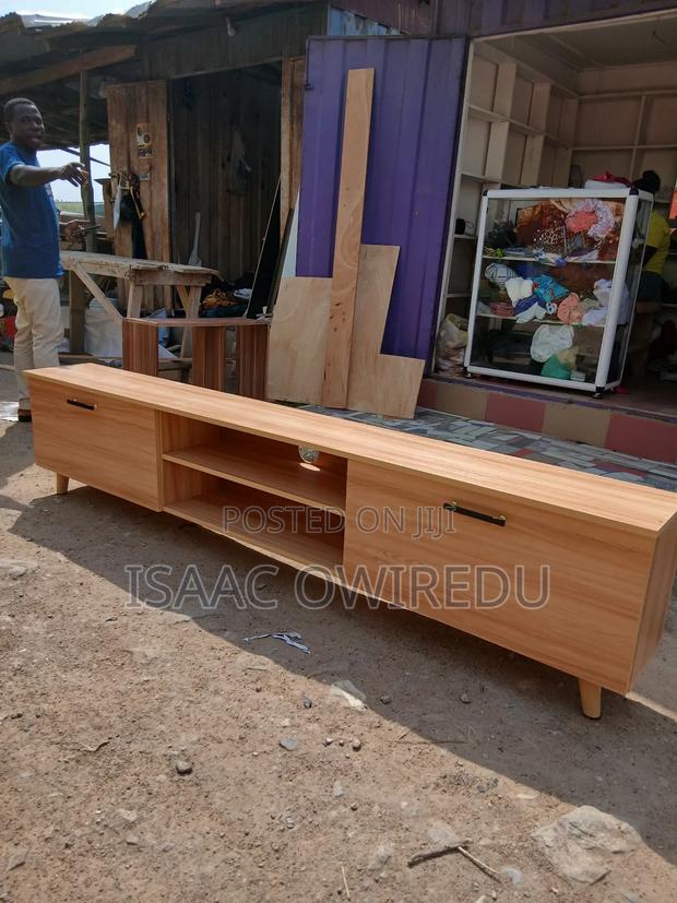 Television Console · Photo 2