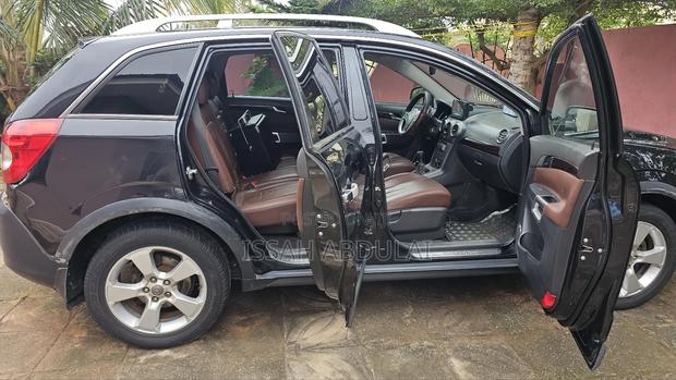 Opel Antara 2.0 CDTi 2010 Black photo 3