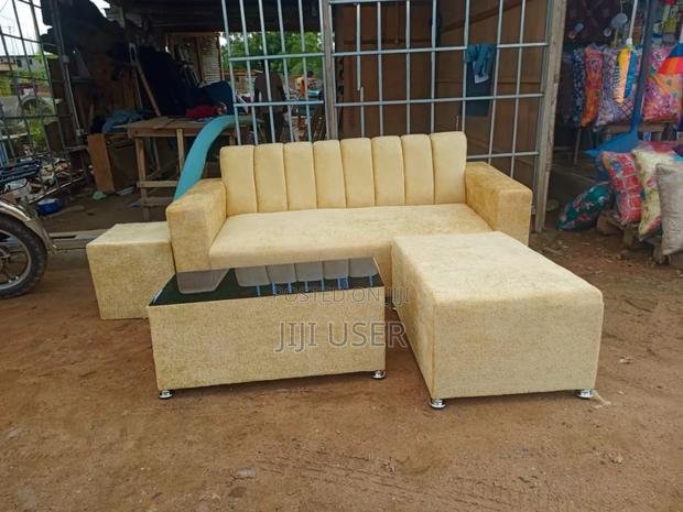 Quality Italian Cream Material Sofa · Photo 3