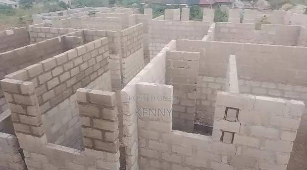 5bdrm House in Kasoa for sale