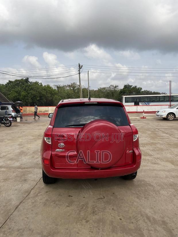 Toyota RAV4 2010