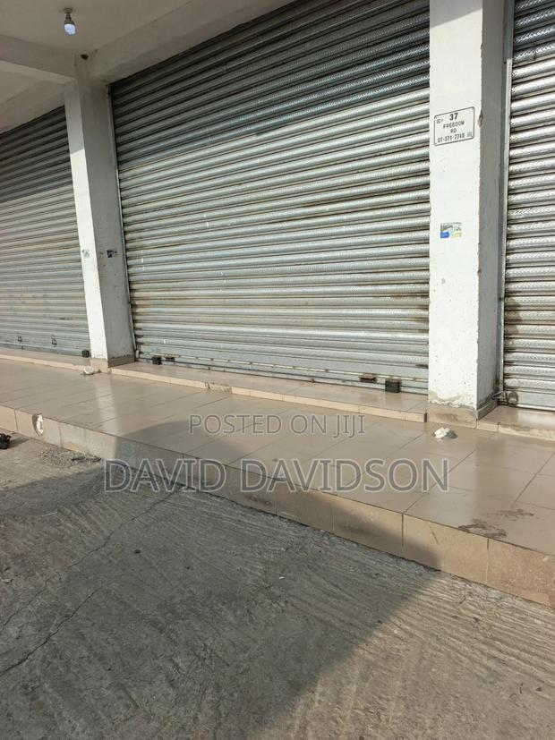 Shop Main Roadside · Photo 2