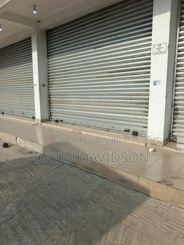 Shop Main Roadside · Photo 3