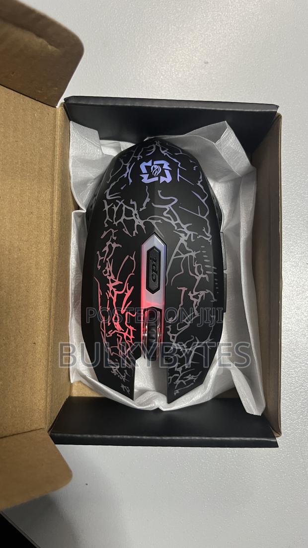 Dual-Mode Wireless Rechargeable Gaming Mouse photo 3