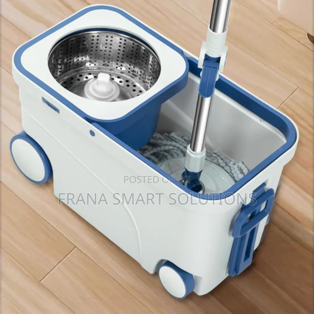 Luxury Rotating Mob And Bucket Set