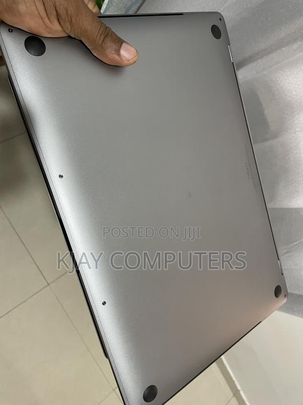 Laptop Apple MacBook Pro 2019 16GB Intel Core I7 SSD 256GB photo 5