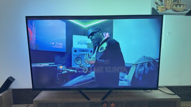 Philips Smart Tv photo 2
