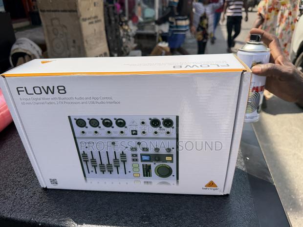 Behringer Flow 8 8-Input Digital Mixer With Bluetooth Audio · Photo 3