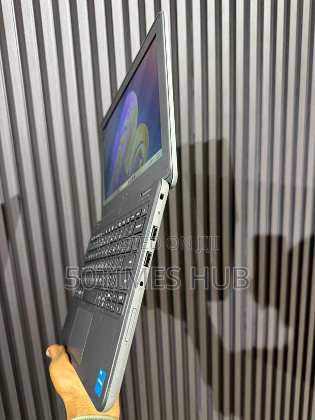 Laptop Dell Latitude 3120 8GB Intel SSD 128GB photo 2