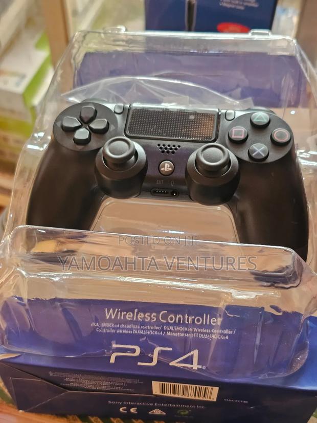Brand New Ps4 Controller photo 2
