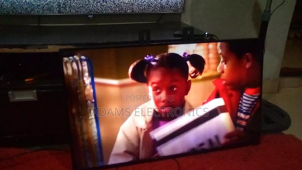 A Very Nice Home Use Samsung 40 Inches Full Digital Tv for Sale photo 2