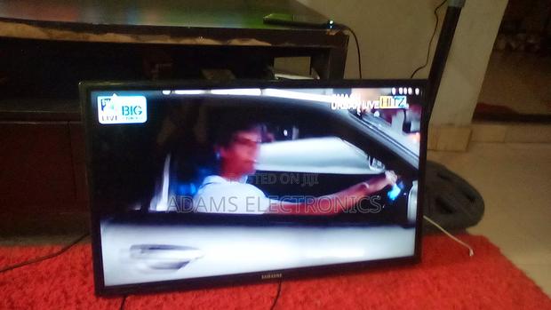 A Very Nice Home Use Samsung 32 Inches Full Digital Tv for Sale. photo 2