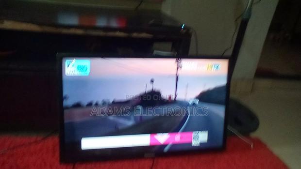 A Very Nice Home Use Samsung 32 Inches Full Digital Tv for Sale. photo 3