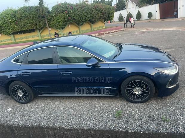 Hyundai Sonata SE 2021 Blue