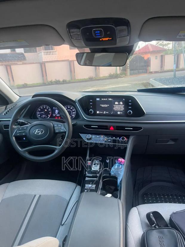 Hyundai Sonata SE 2021 Blue