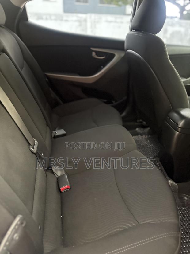 Hyundai Elantra 2015