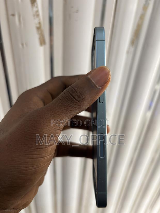 Complete Housing for iPhone 16