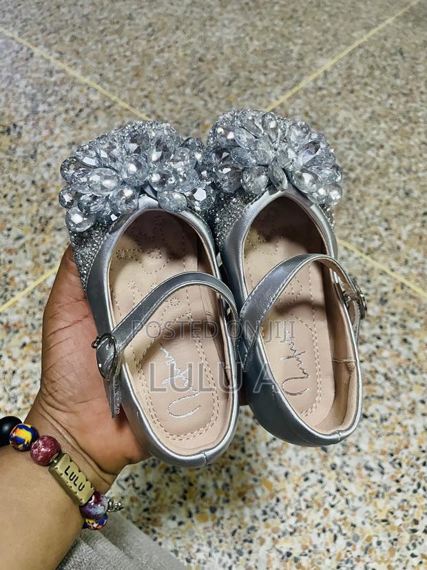 Kids Shoes photo 2