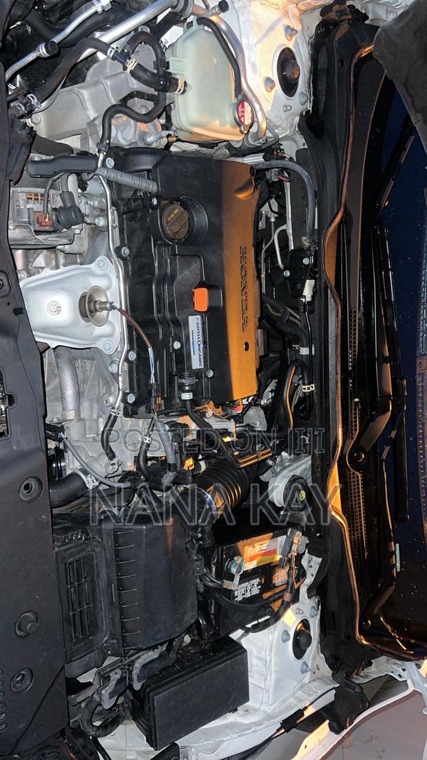 Honda Civic EX Sedan 2018 White