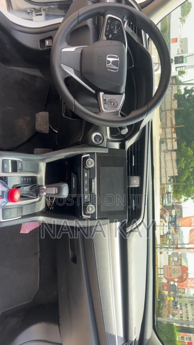 Honda Civic EX Sedan 2018 White