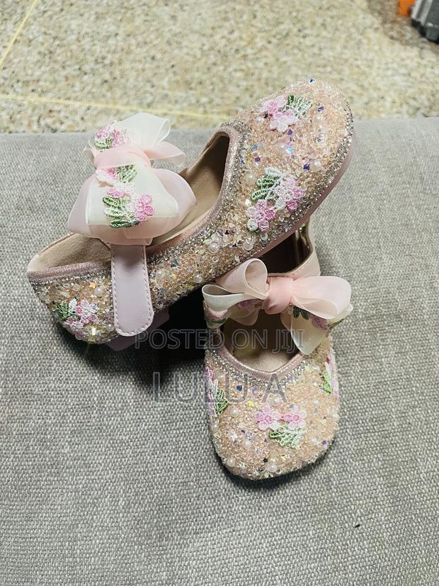 Floral Girls Shoes photo 2