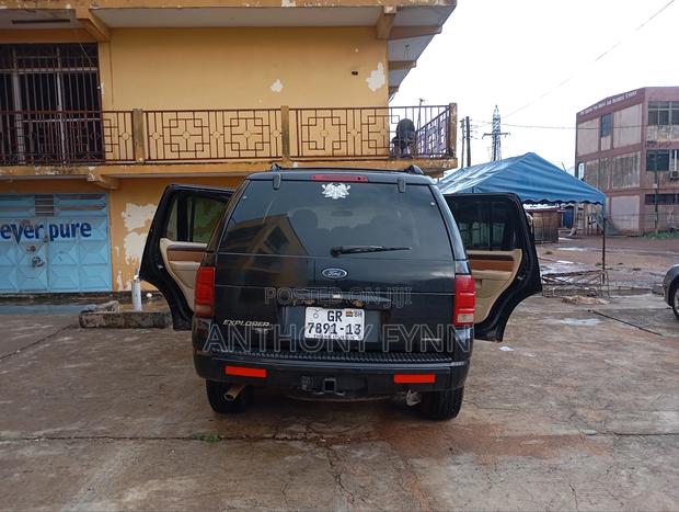 Ford Explorer AWD XLT Sport 4.6 2004 Black