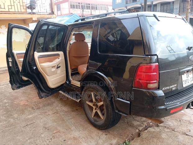 Ford Explorer AWD XLT Sport 4.6 2004 Black