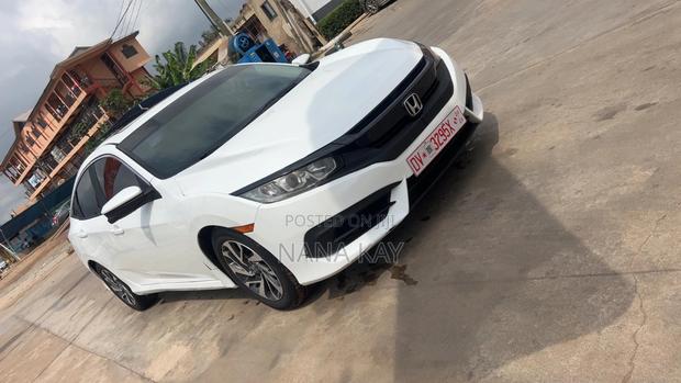Honda Civic EX Sedan 2018 White