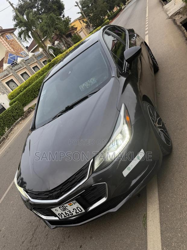 Chevrolet Cruze LS 4dr Sedan (1.5L 4cyl 6A) 2016 Black · Photo 3